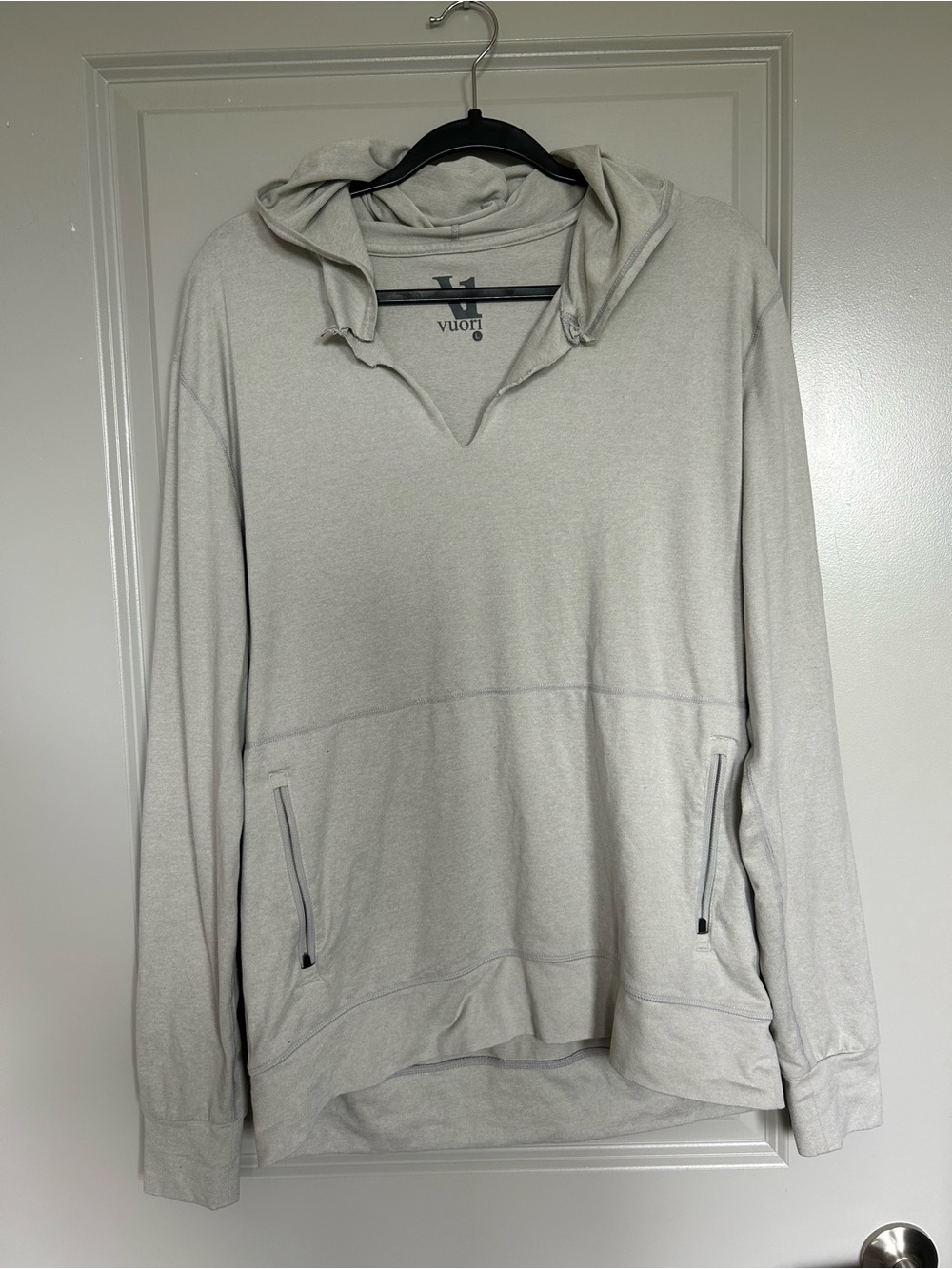 Vuori Heather Light Gray Raw Neckline Performance Hooded Pullover